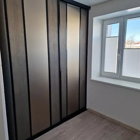 Kesklinnas Avar Ja Renoveeritud Korter Apartment